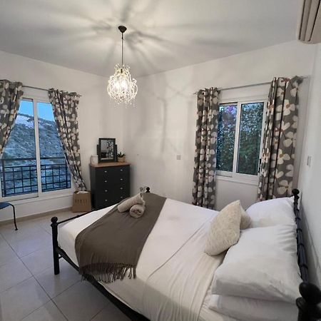 Hillview Apartment Пейя Экстерьер фото