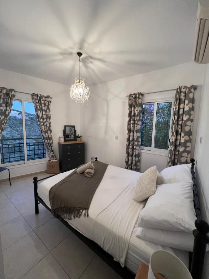 Hillview Apartment Пейя Экстерьер фото