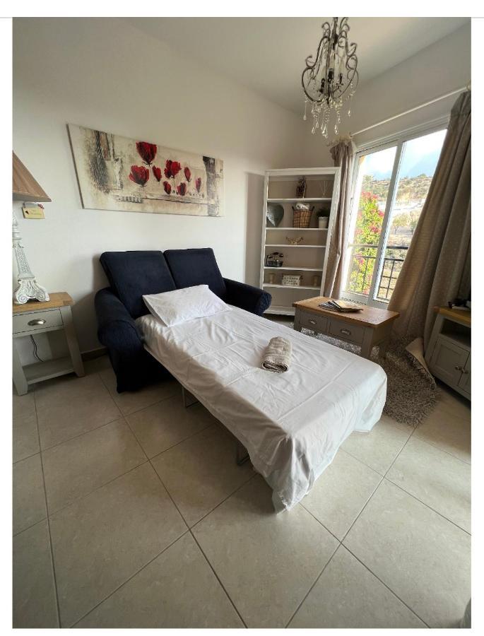 Hillview Apartment Пейя Экстерьер фото