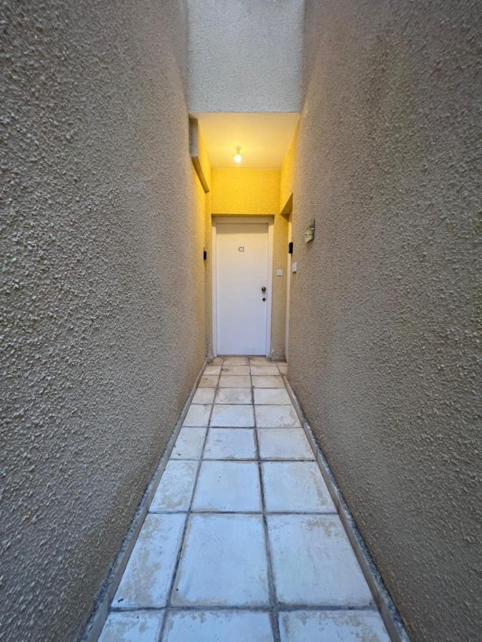 Hillview Apartment Пейя Экстерьер фото