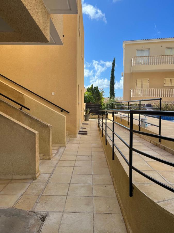 Hillview Apartment Пейя Экстерьер фото